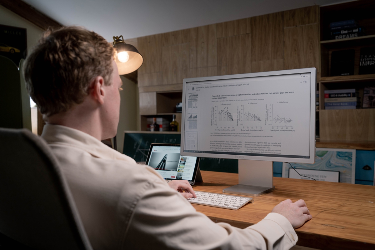 Czytnik Onyx Boox Mira Pro 25,3''